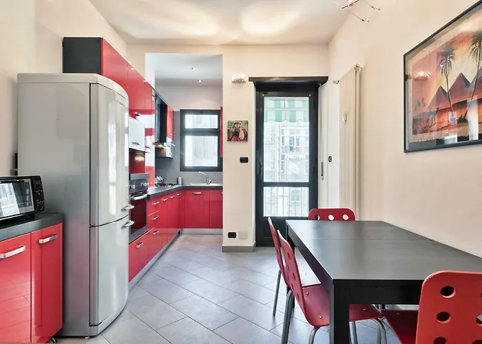 Guesthost - Vanchiglietta Colourful Appartement *