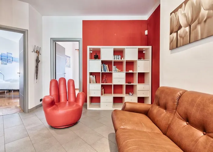 Guesthost - Vanchiglietta Colourful Appartement Turin
